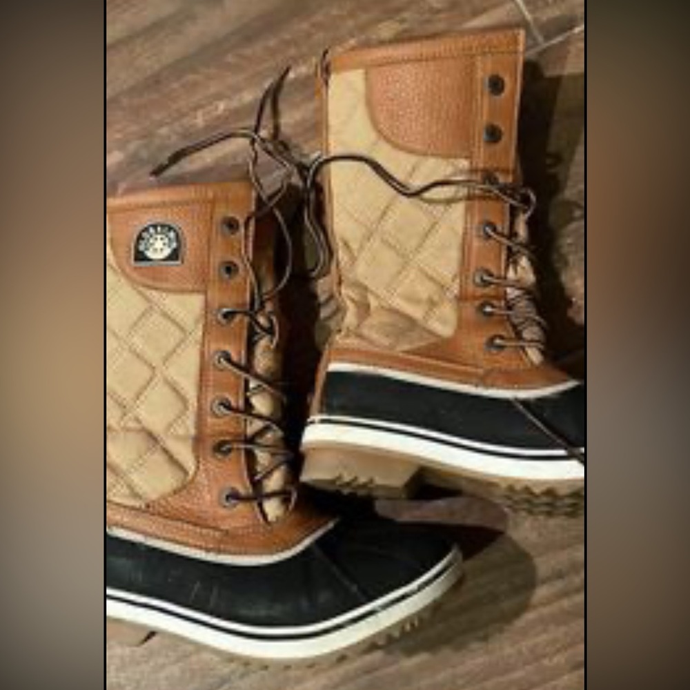 Womens snow/rain boots